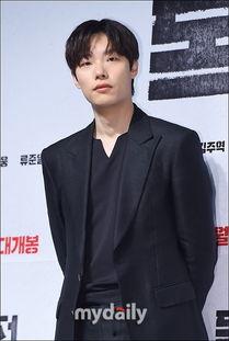 柳俊烈被前女友爆料视频,真相与争议交织的娱乐圈风波